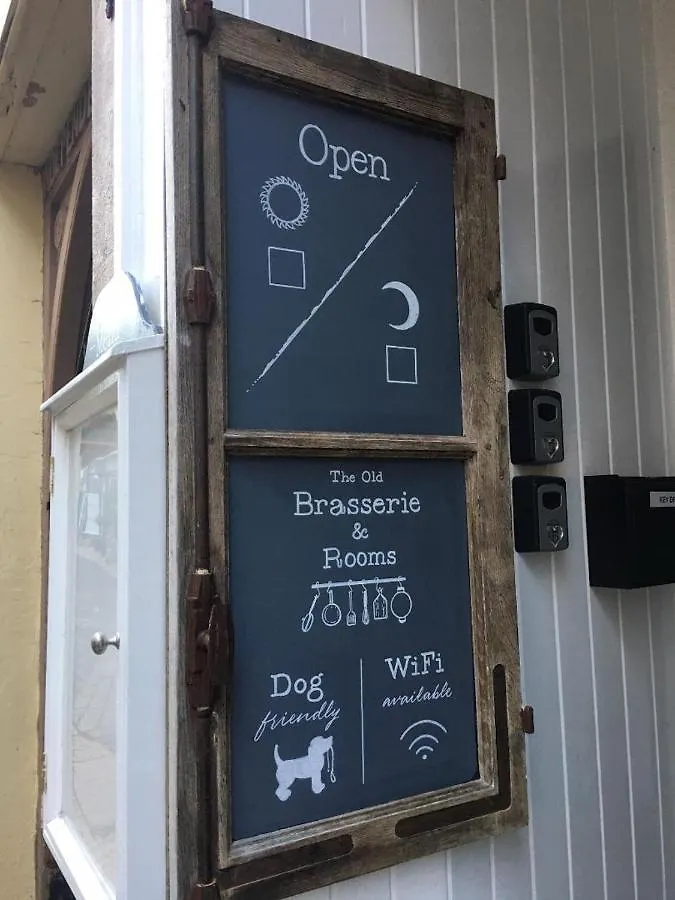 住宿加早餐酒店 The Old Brasserie & @ No.8