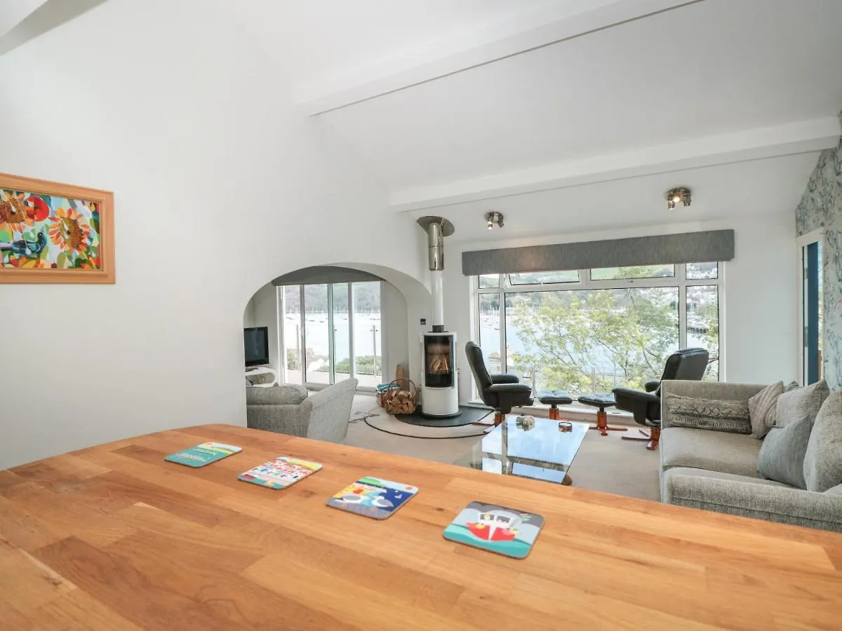 Estuary View House & Annexe *