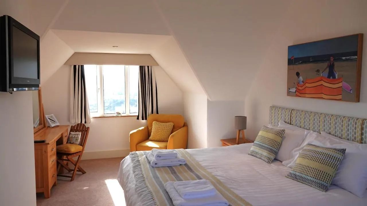 The Lookout At Lauriston Apartment *