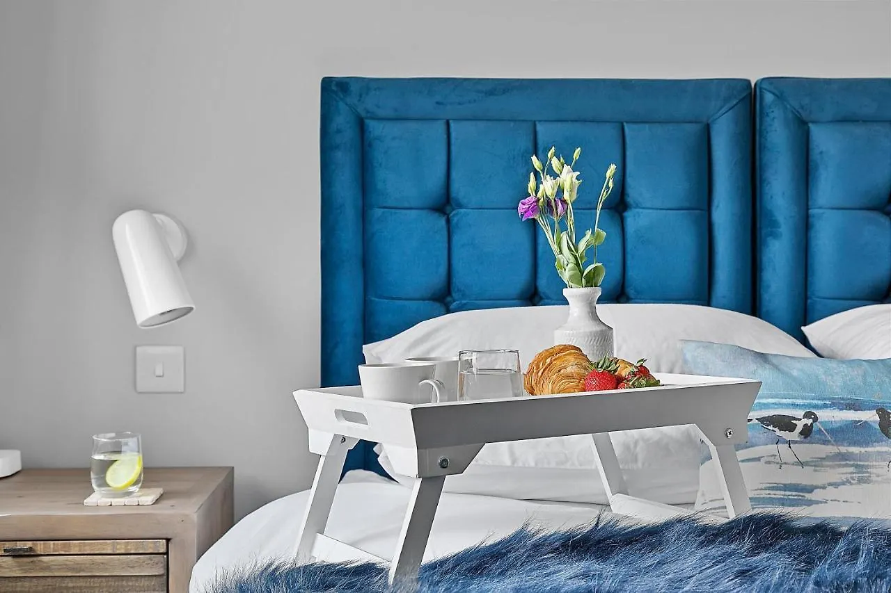 2 De Courcey House - Architect Designed Luxury With Parking, Central * דארטמות'