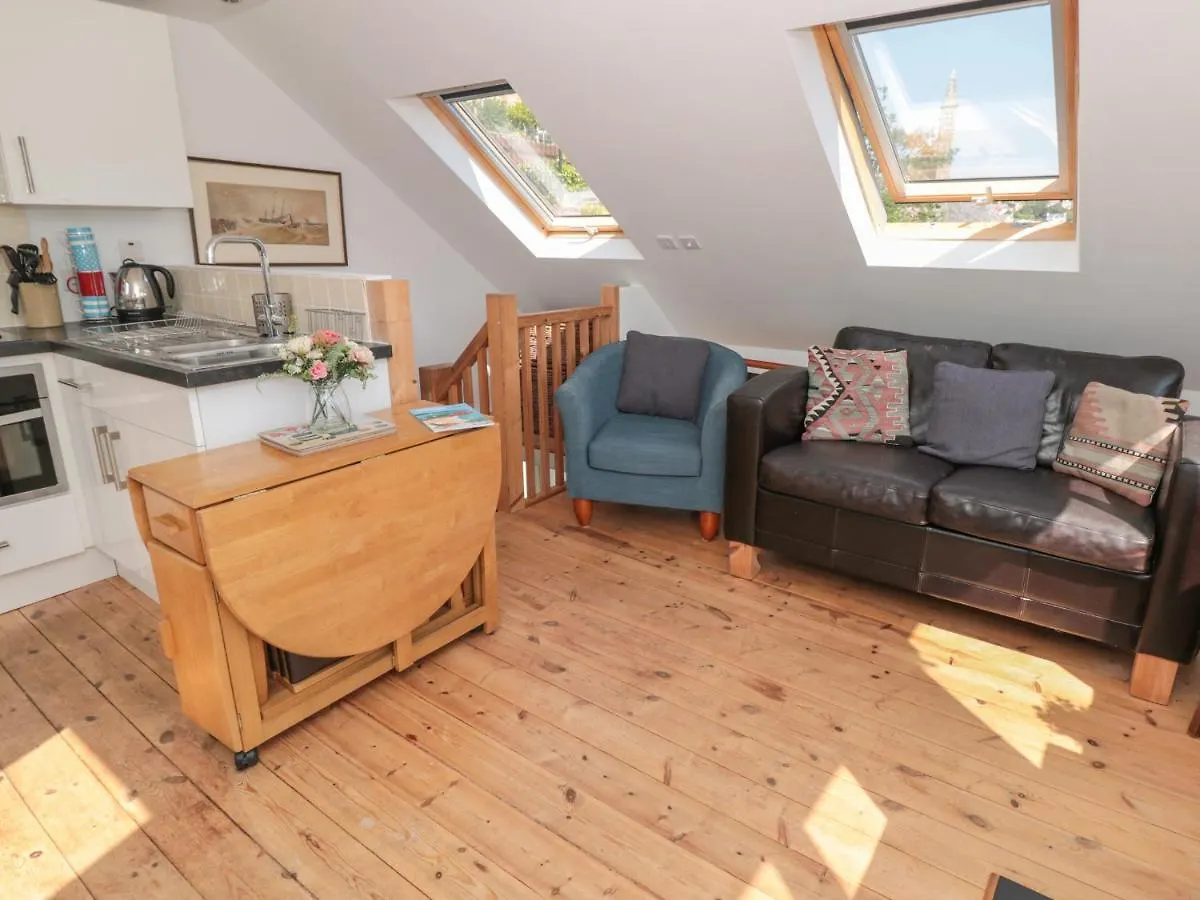 Spyglass Apartment
