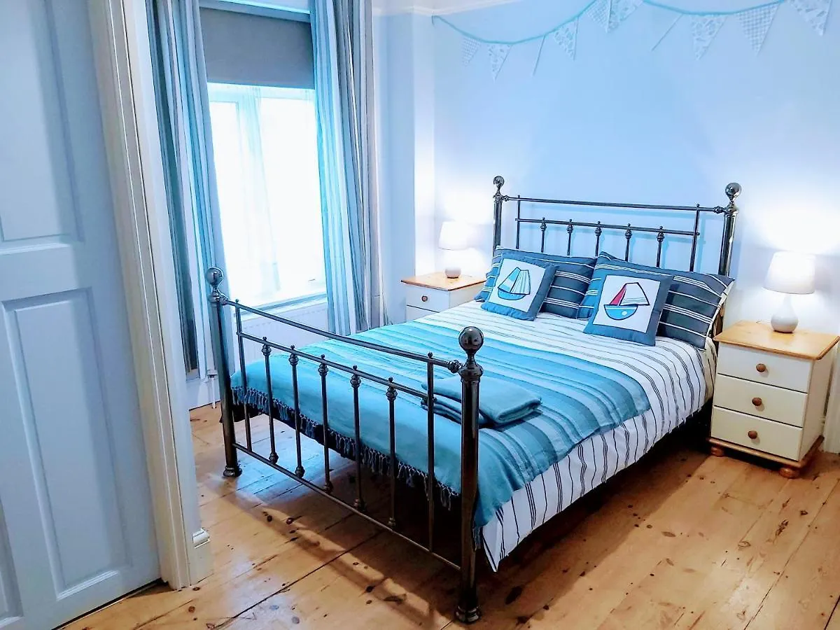 Сasa de vacaciones The Nautical Nest In The Heart Of