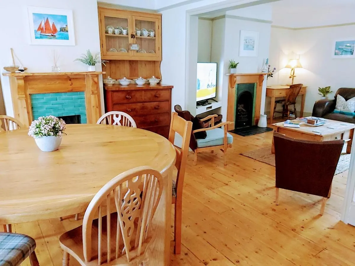 Сasa de vacaciones The Nautical Nest In The Heart Of Dartmouth