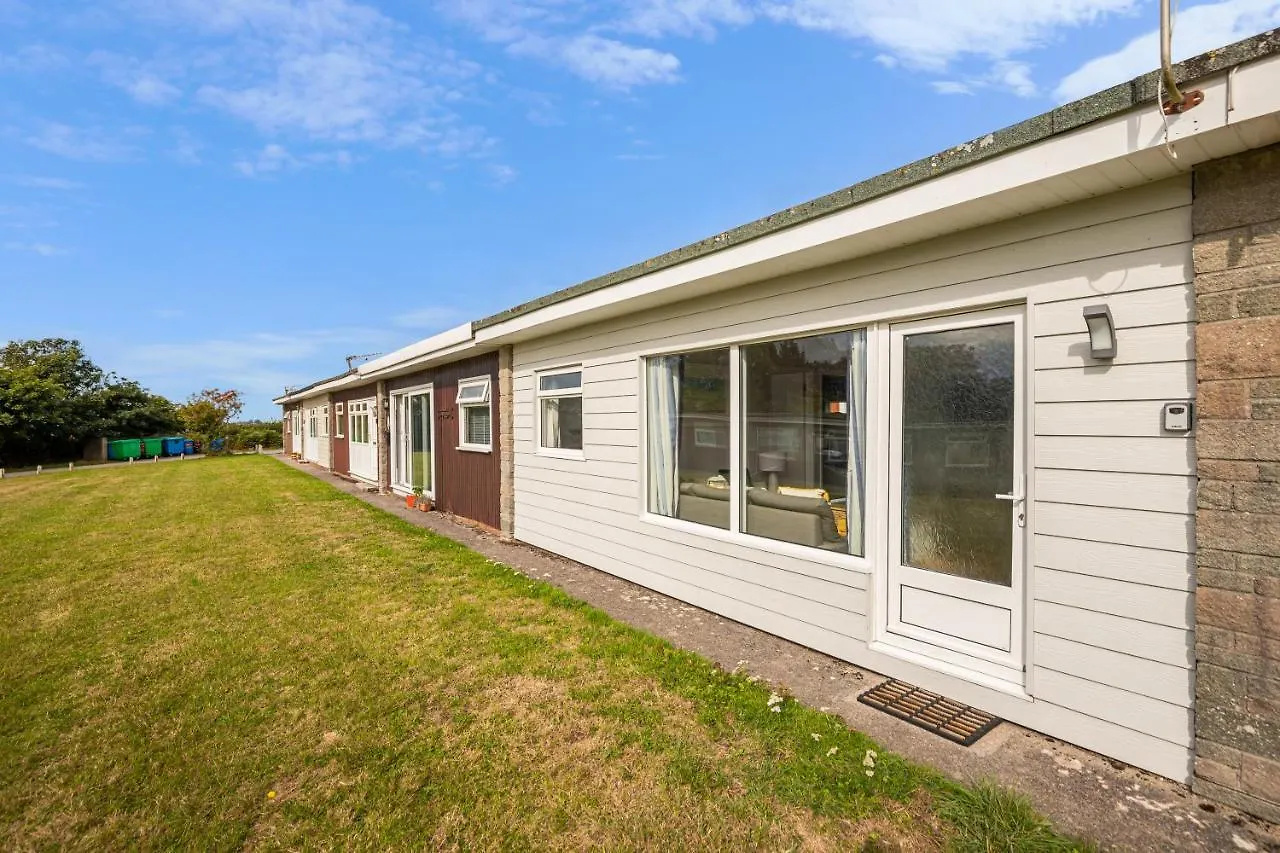 Chalet 5 Norton Park