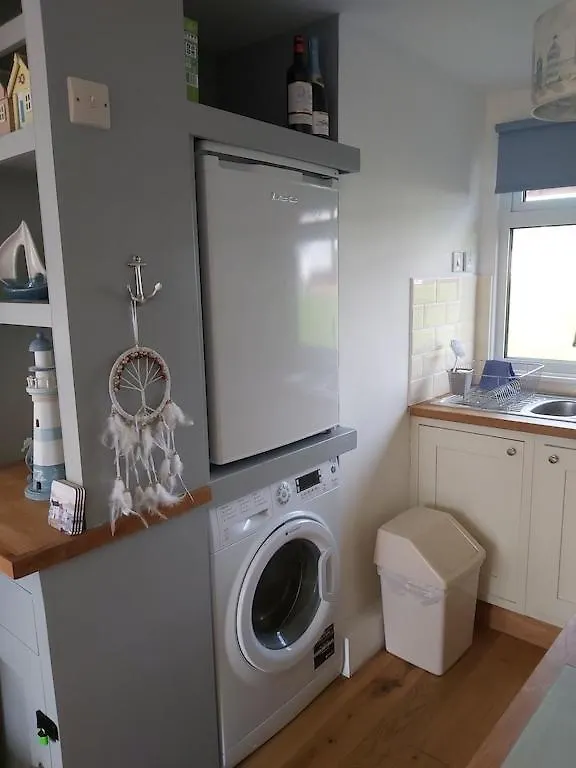 Caldon Sleeps 4 In Wifi Electric Inc Pet Friendly