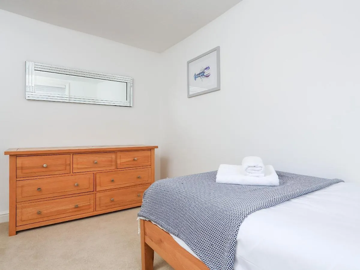 The Corner House Apartment