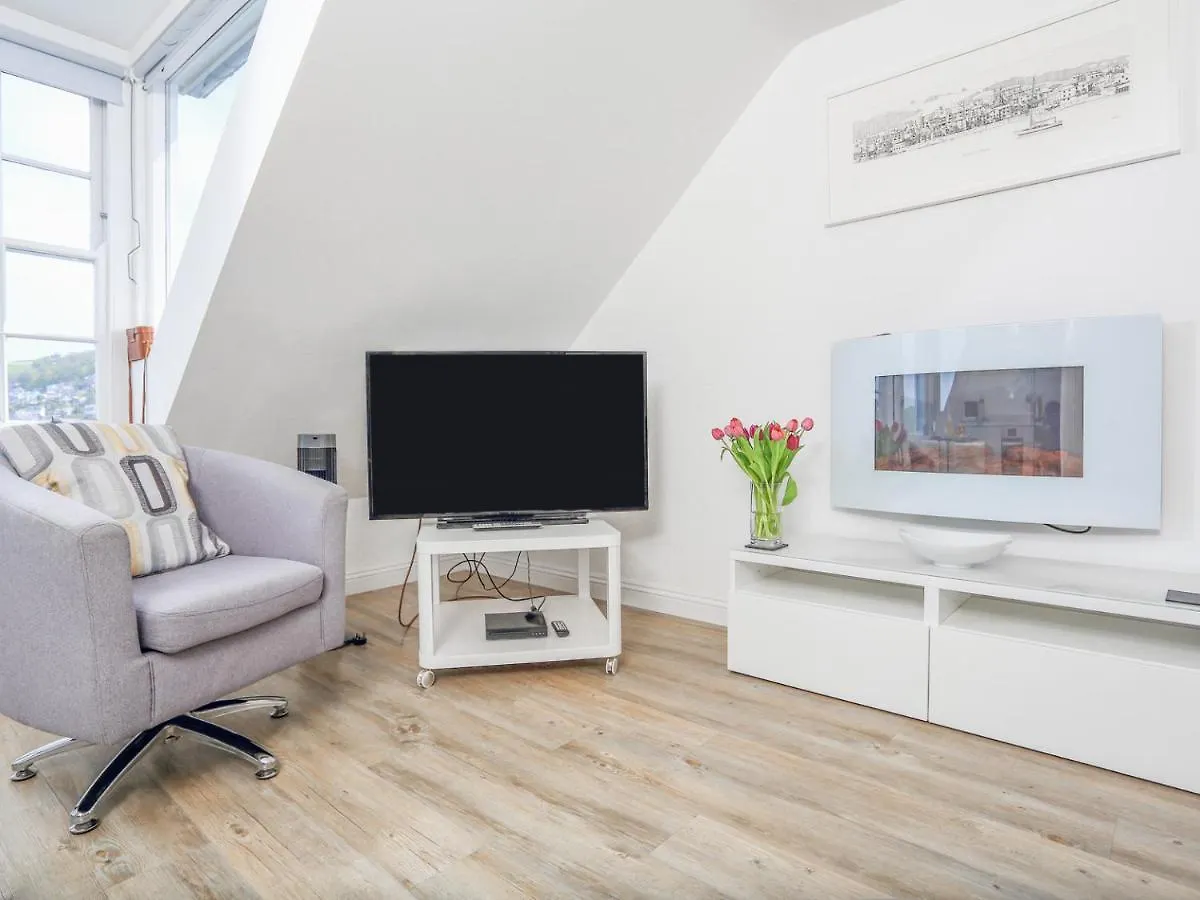 Kings View Apartment