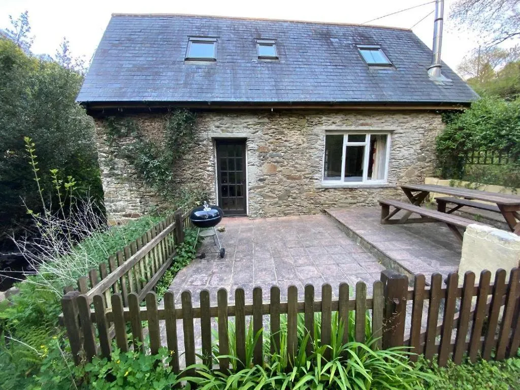 Watermill - 18th Century Converted Mill 10 Mins From