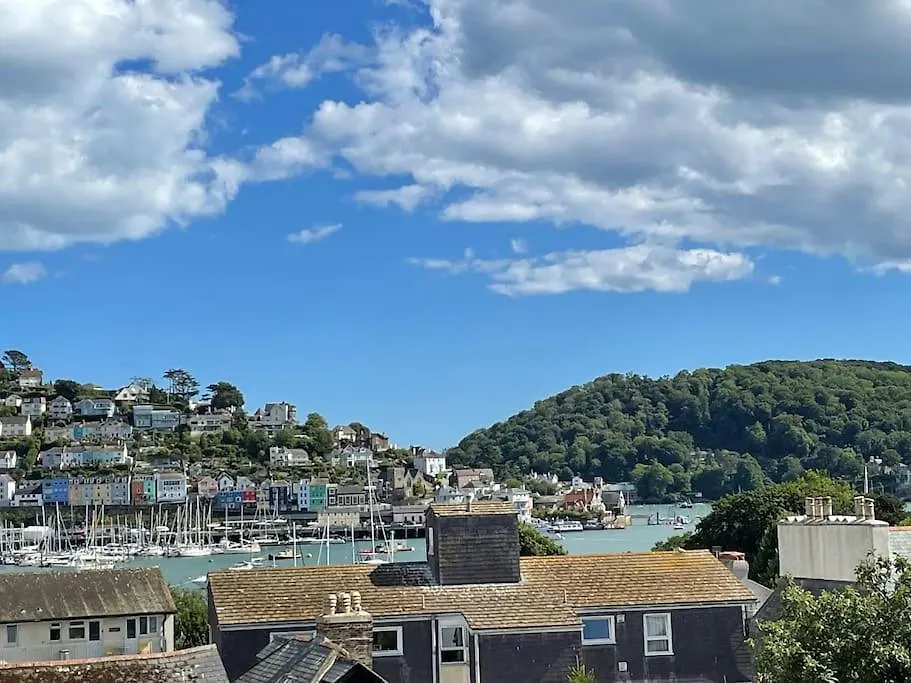 Elim In With Stunning River Dart View