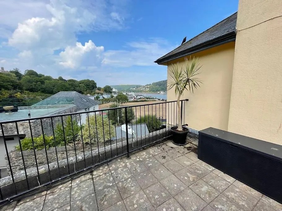 Elim In With Stunning River Dart View