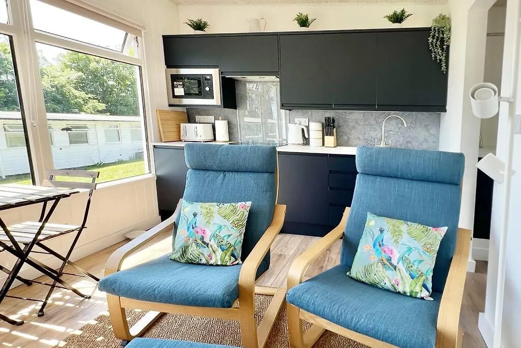 Little Haven Too, One Bed Chalet In Chalet Dartmouth