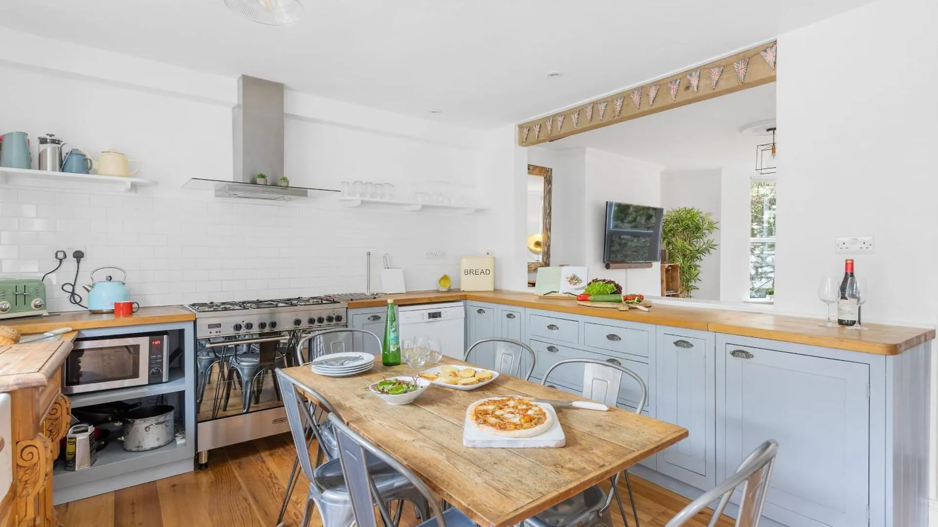 Kessel House - Outstanding Family Home, Close To Town Centre Dartmouth