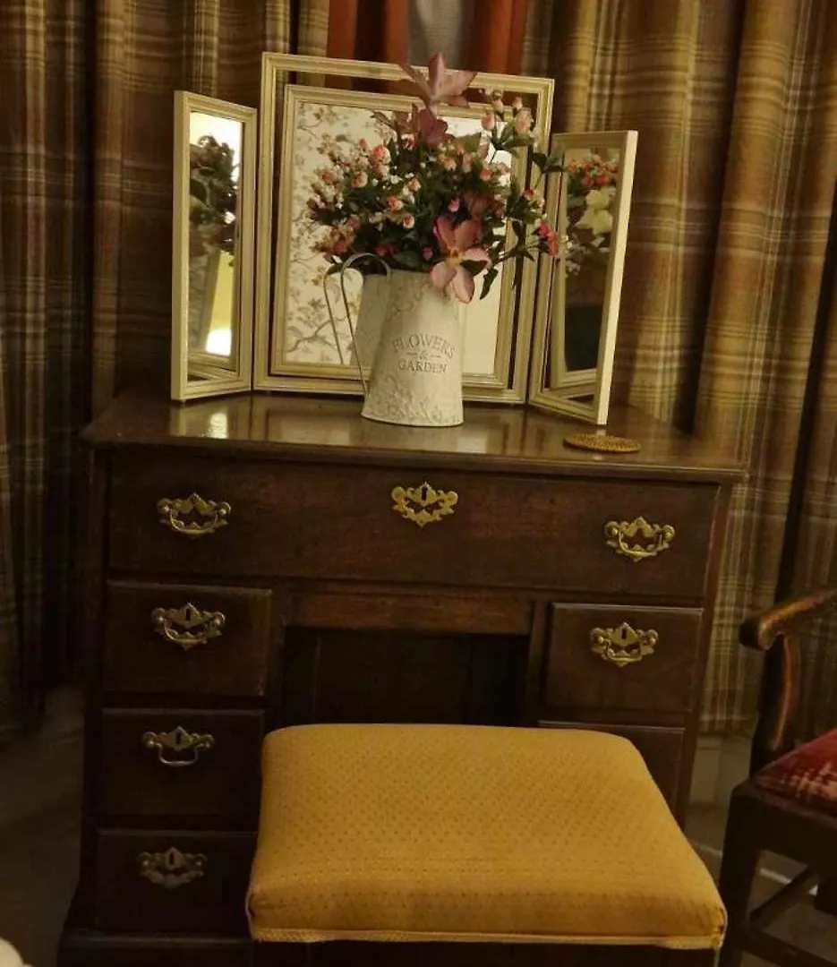 Anzac Street B+bistro Bed & Breakfast Dartmouth