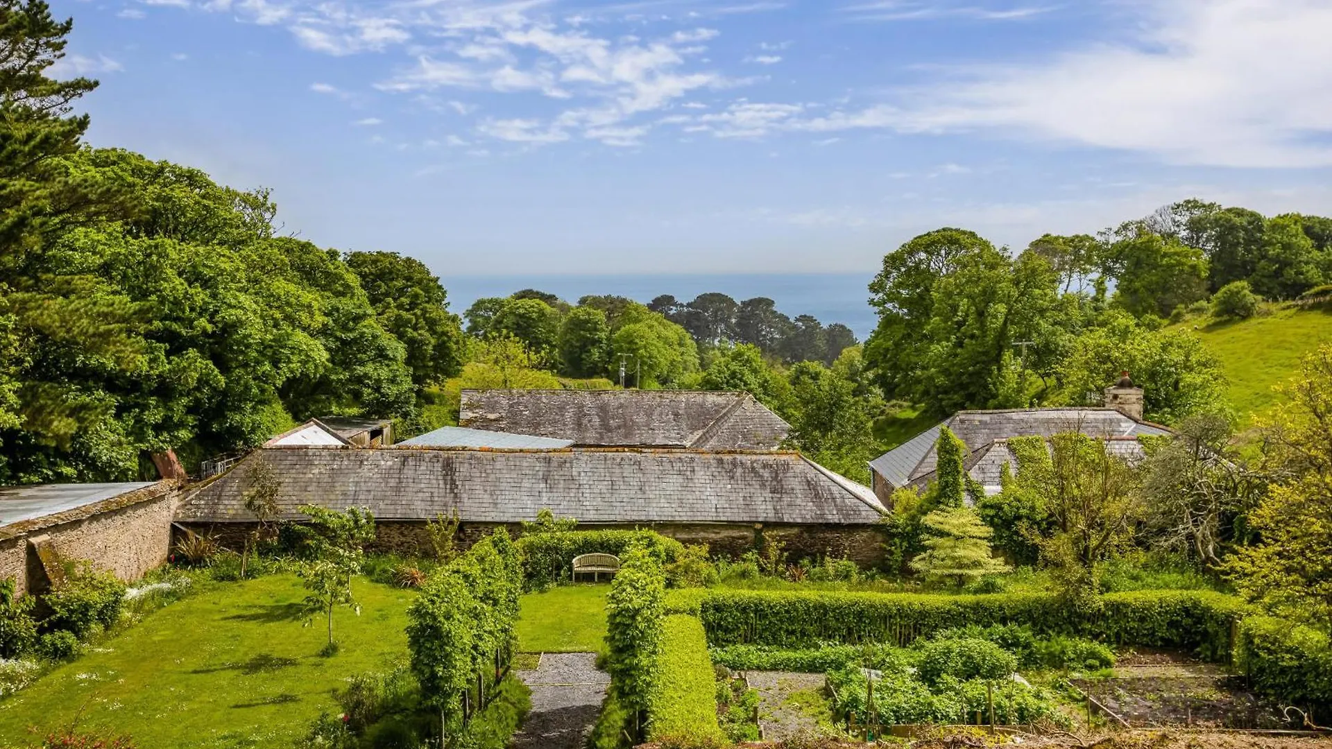 Little Redlap - Delightful Views Near Holiday home *