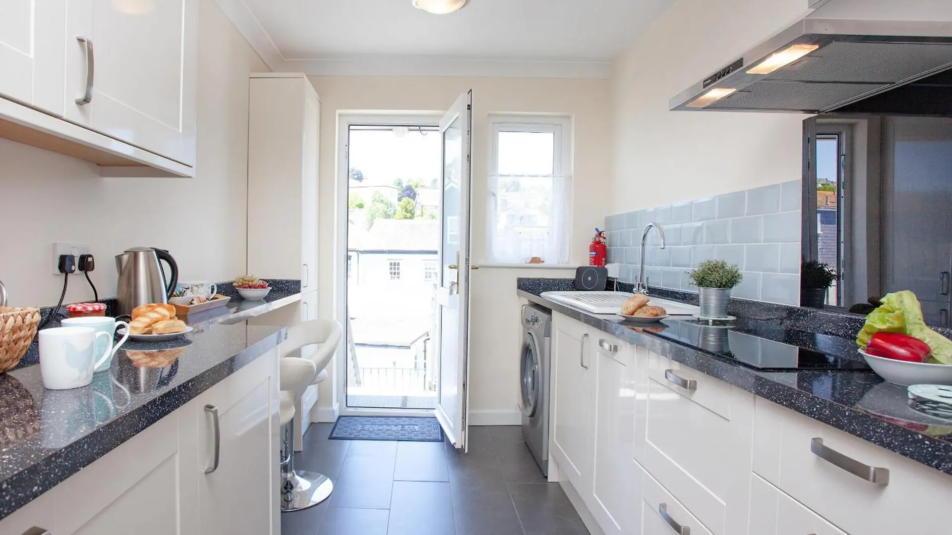 Mayflower Court 10 * Ντάρτμουθ