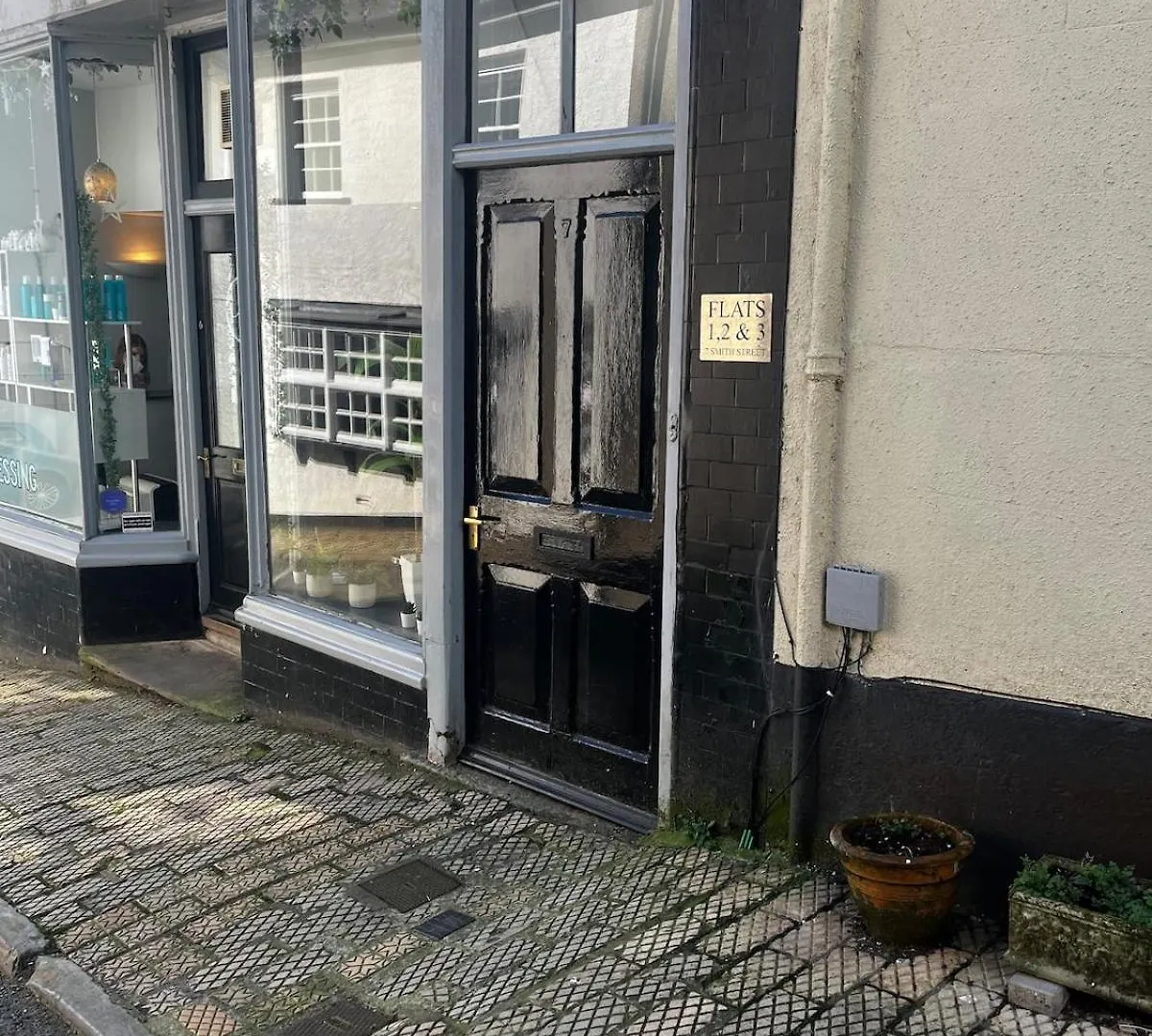 25 Steps - Stylish 2-bed Gem In