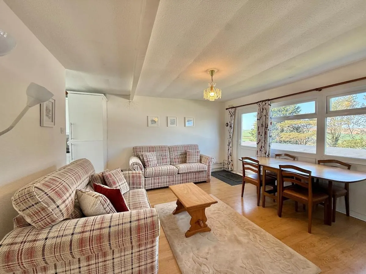 The Look Out, A 2 Bedroom With Allocated Parking شقة دارتموث