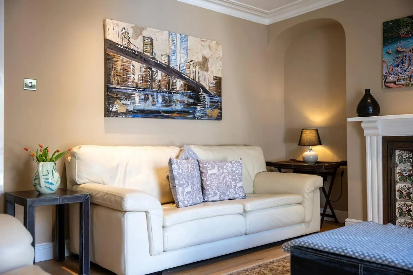 Townhouse With Garden, Parking & River Dart Views Dartmouth