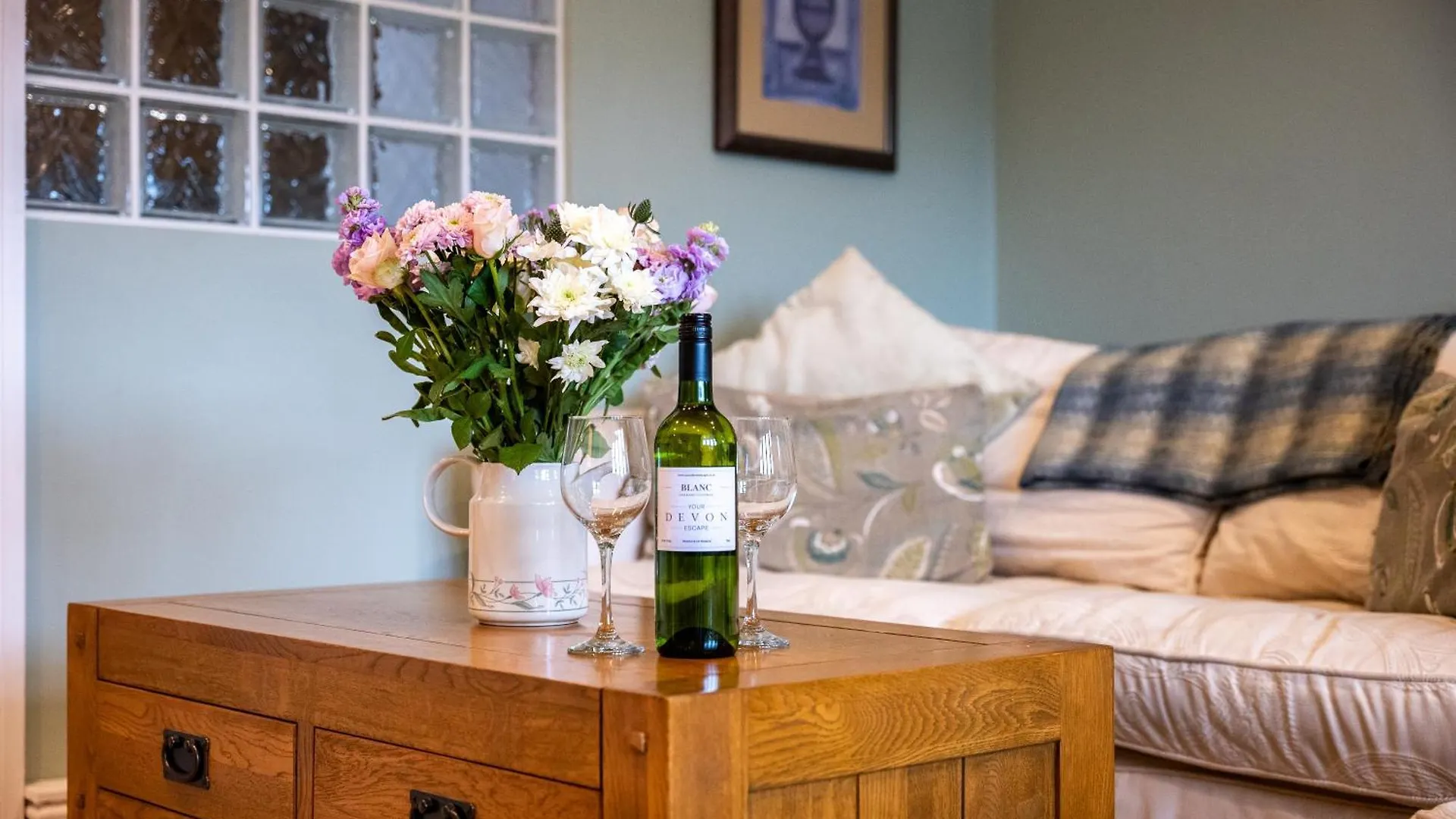 Riverside With Stunning River Dart View Apartment
