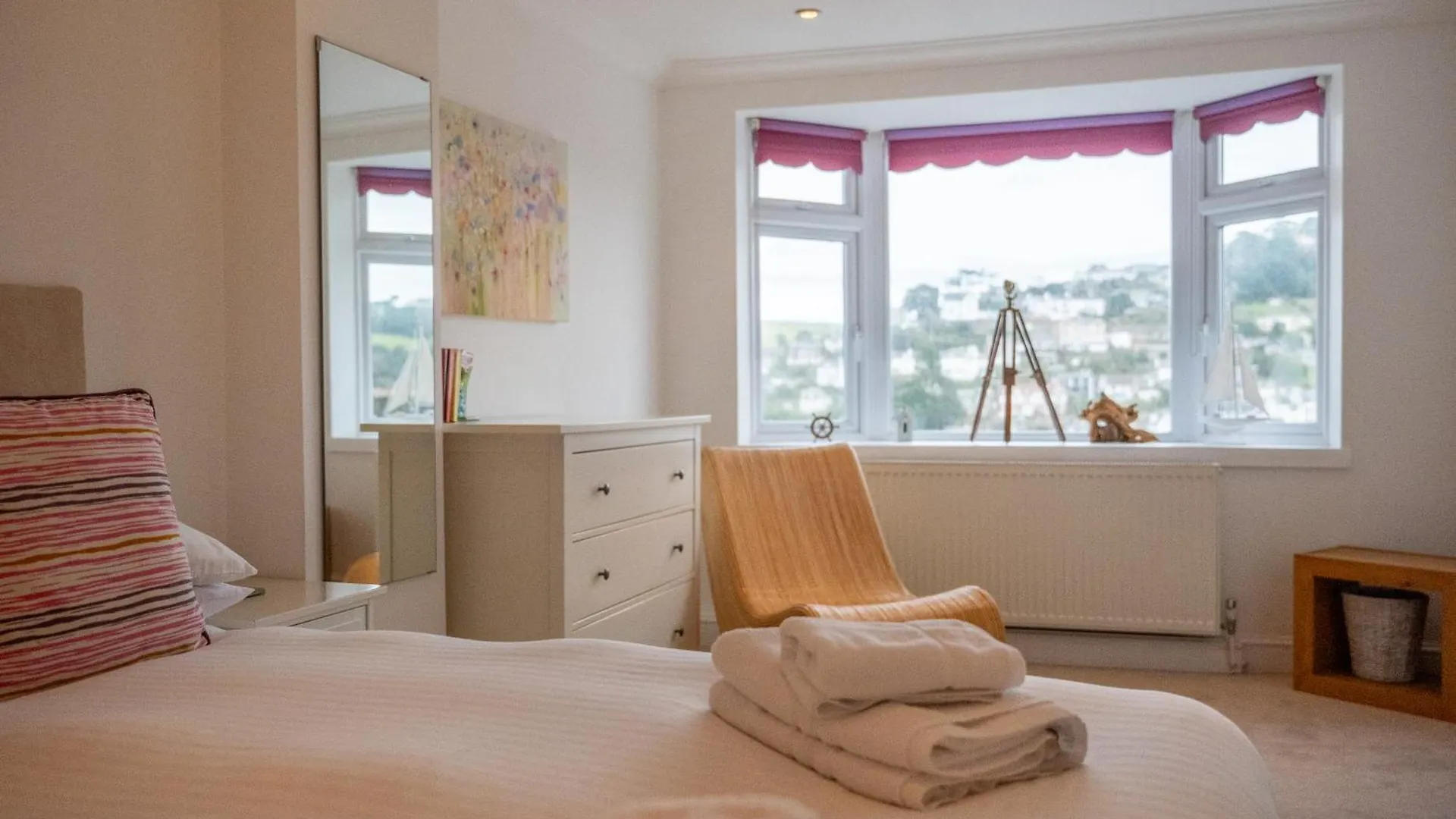 Riverside With Stunning River Dart View *