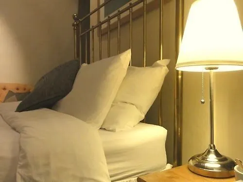 Bed & Breakfast Anzac Street B+bistro