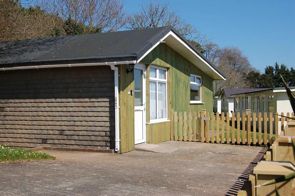 Дом отдыха Sunnydaze Holiday Chalet