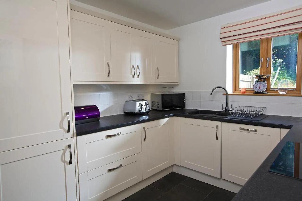Dartmouth Green Lodges 山林小屋