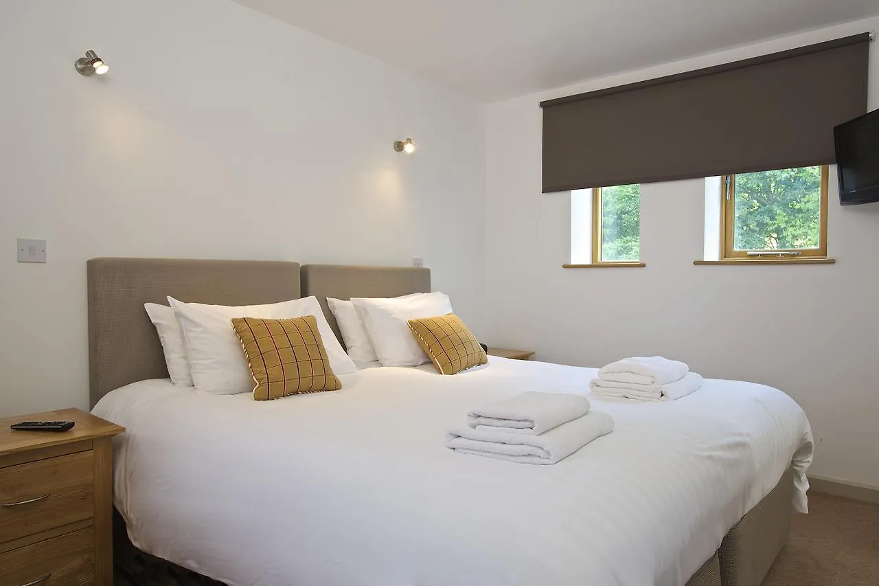 Dartmouth Green Lodges 山林小屋