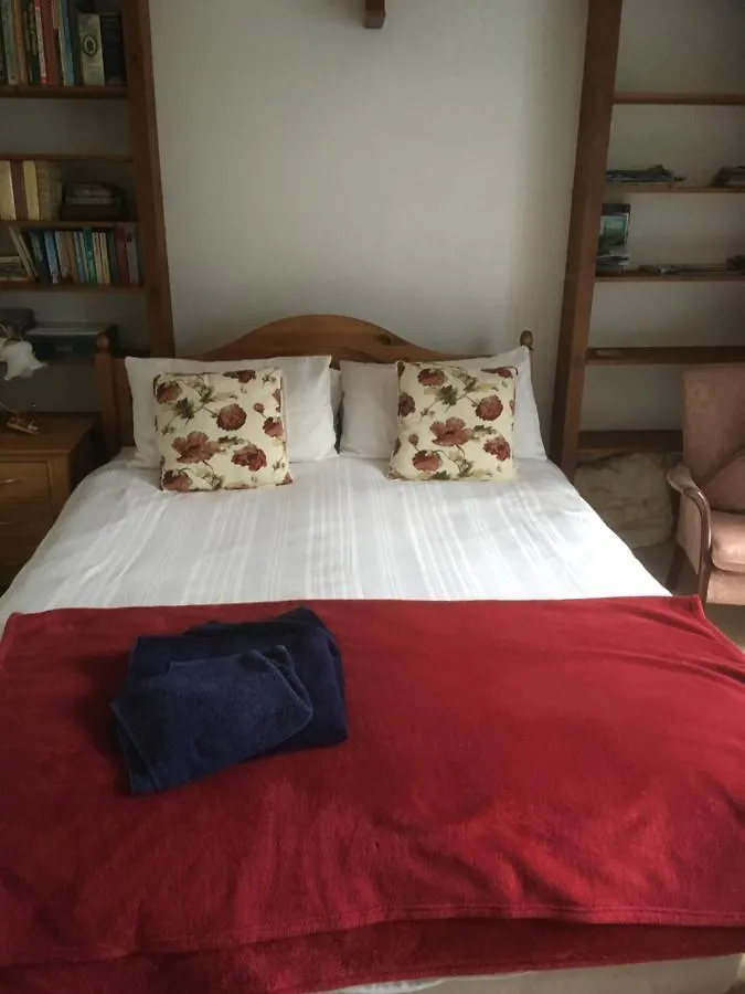 Cobberton Farmhouse 3*