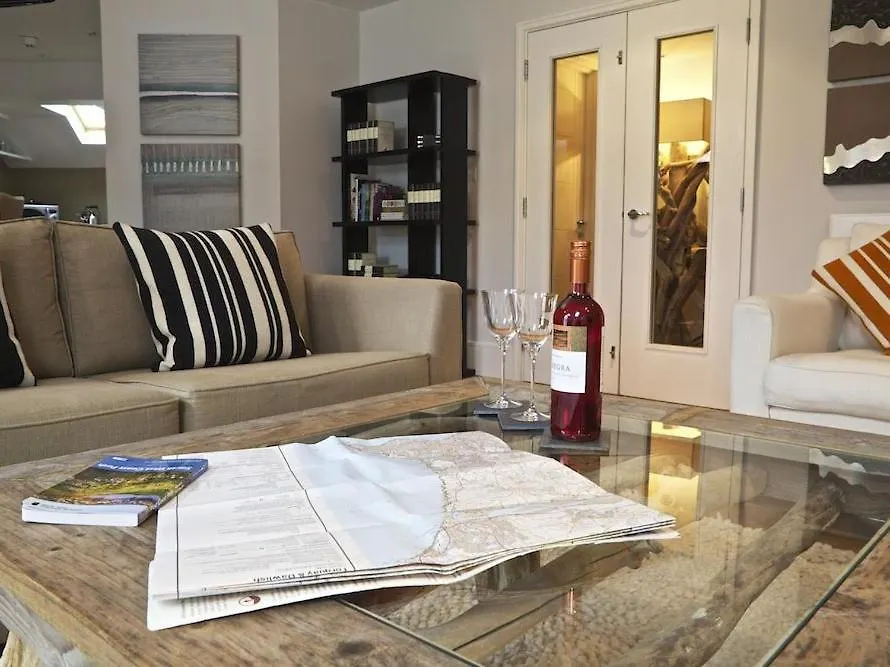 Diddly Squat, 43 Dart Marina Apartamento *