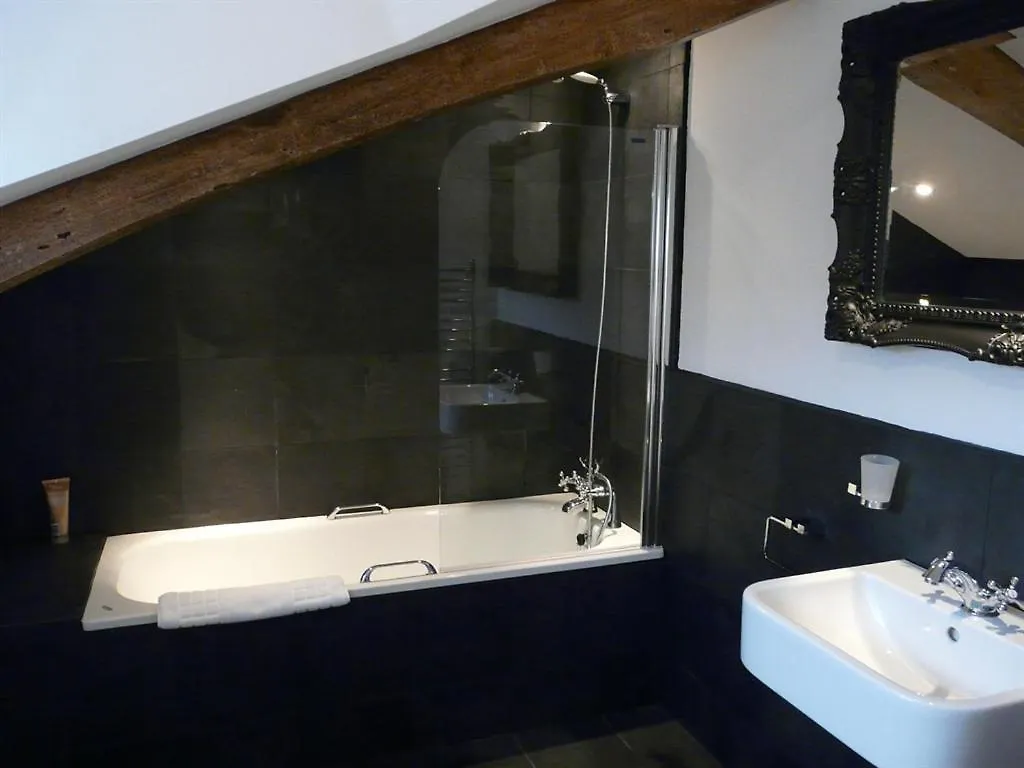 Barton House 5*