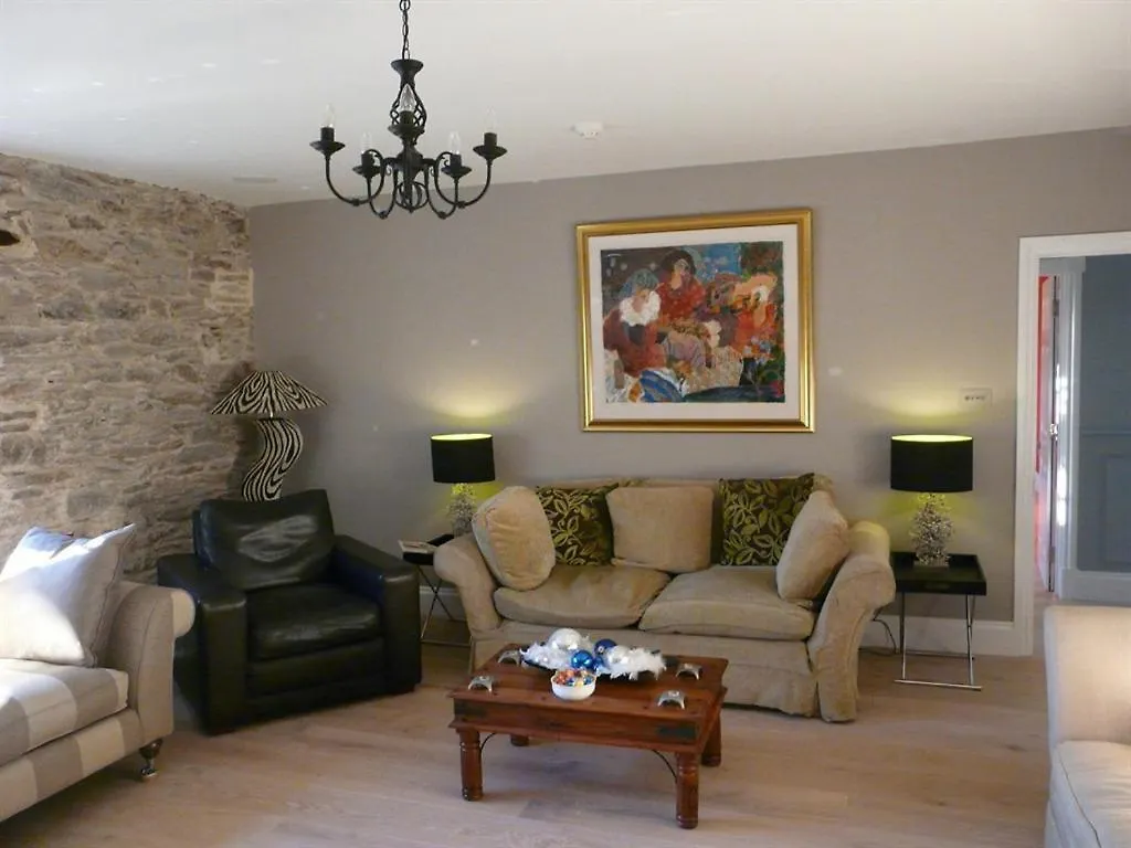 Barton House Vendégház 5*