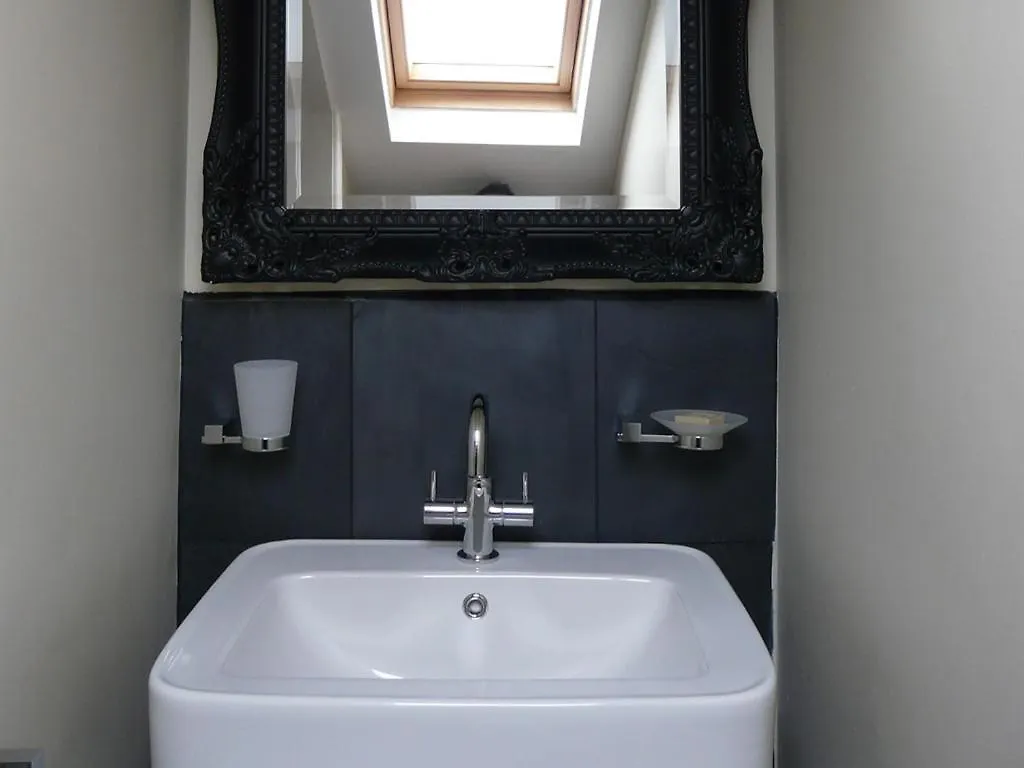 Barton House 5* Strete