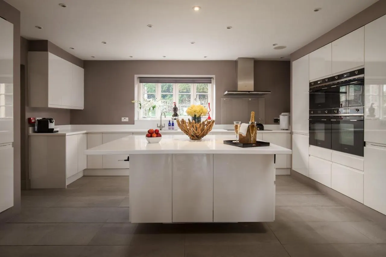 Barton House Strete