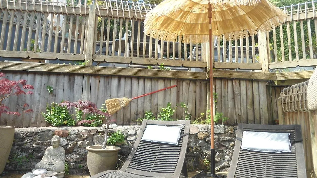 Bed & Breakfast Birchover 3*