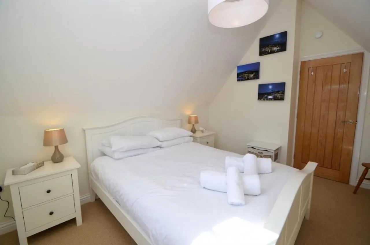 George & Dragon Apartment