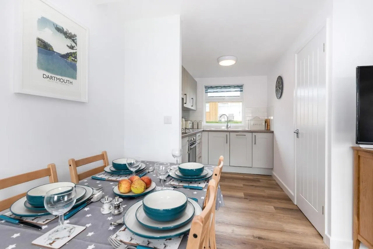 40 Norton Park *