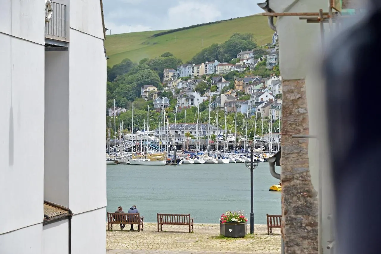 Charming Harbour In Central * Dartmouth
