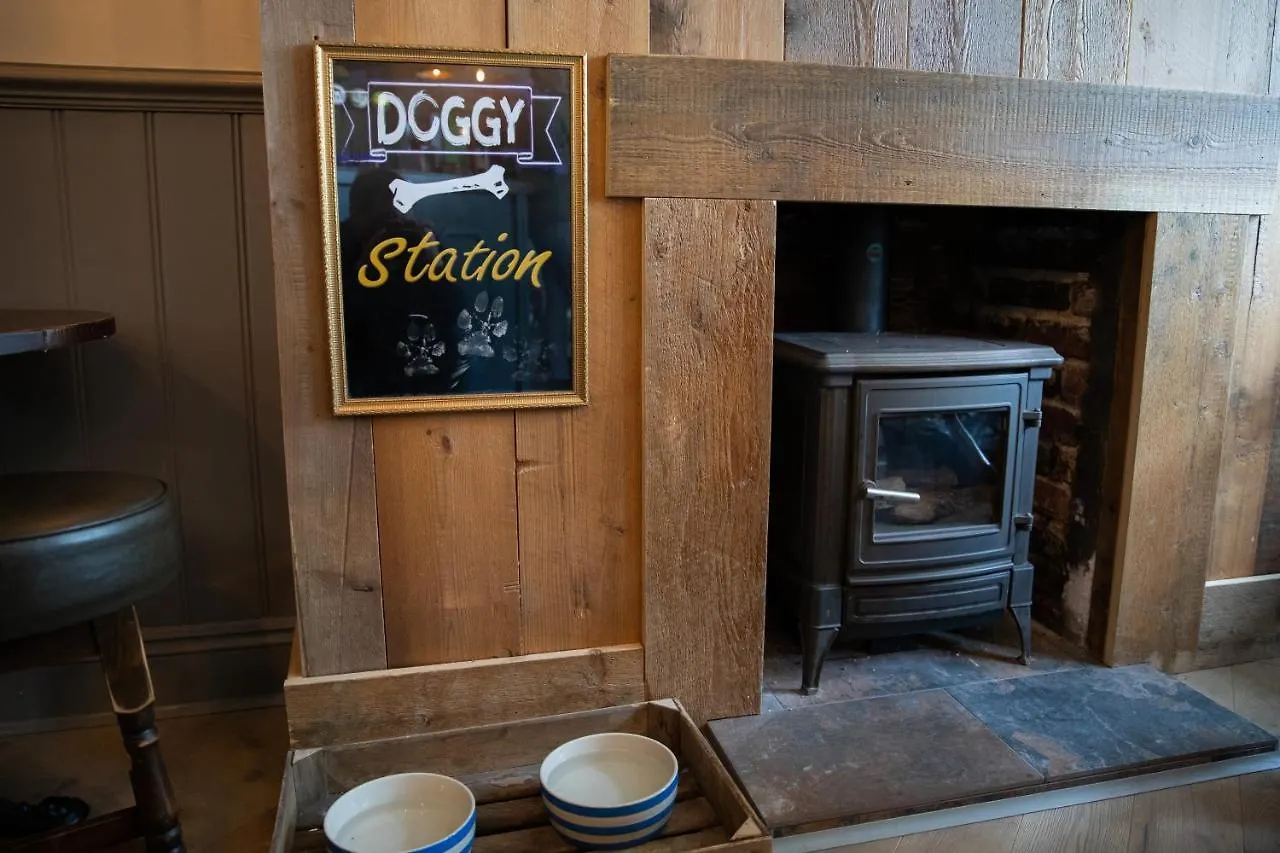 The Seale Arms Gasthof Dartmouth