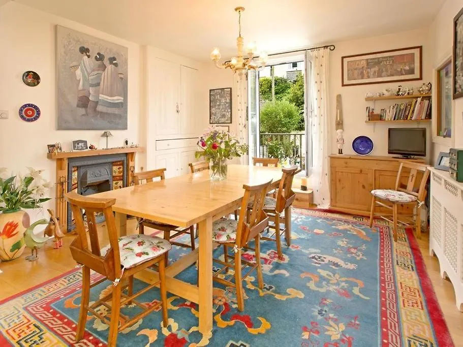 Anchor House Bed and Breakfast 4*