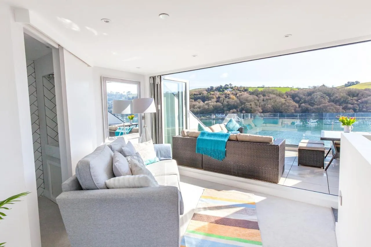 Little Gem Dartmouth