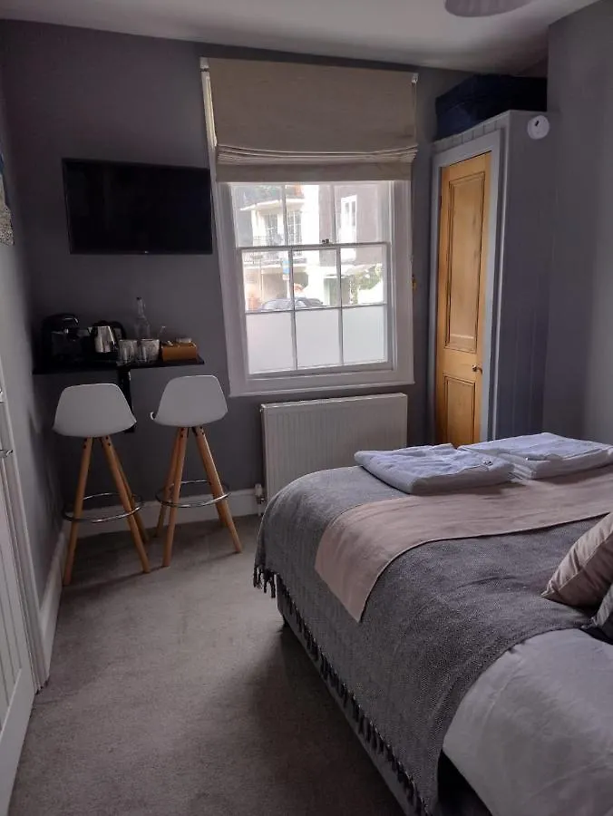 Millpool House Bed & Breakfast Dartmouth