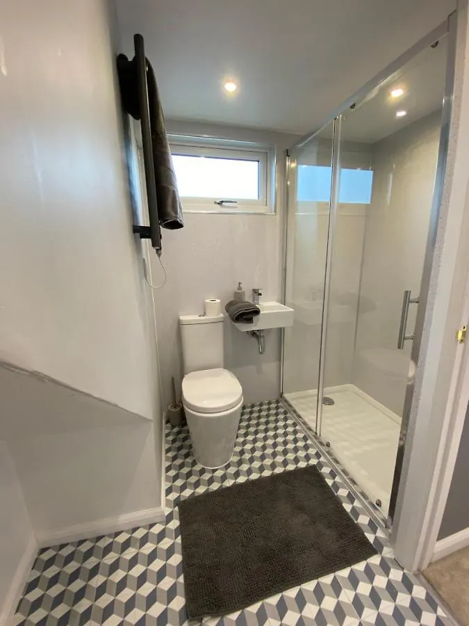 Holiday home Beautiful 5 Bedroom, Amazing Water & Valley Views