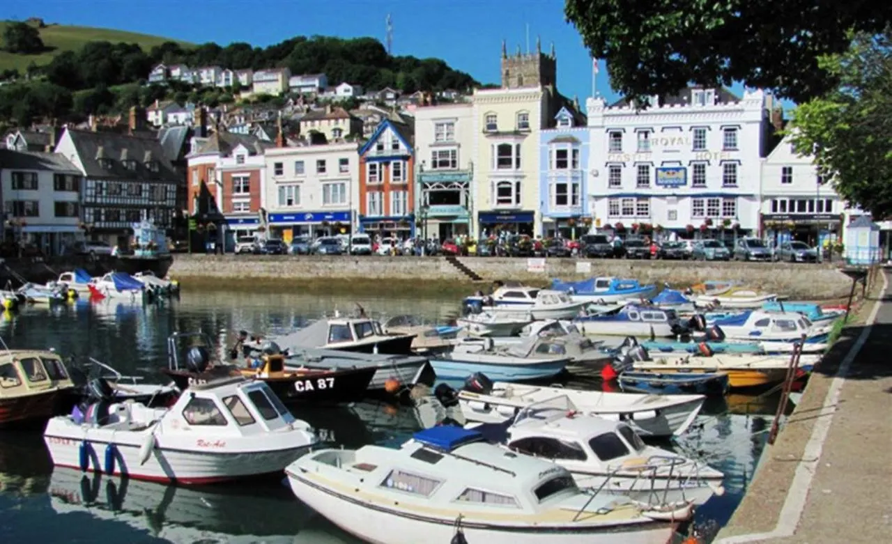 Holidays * Dartmouth