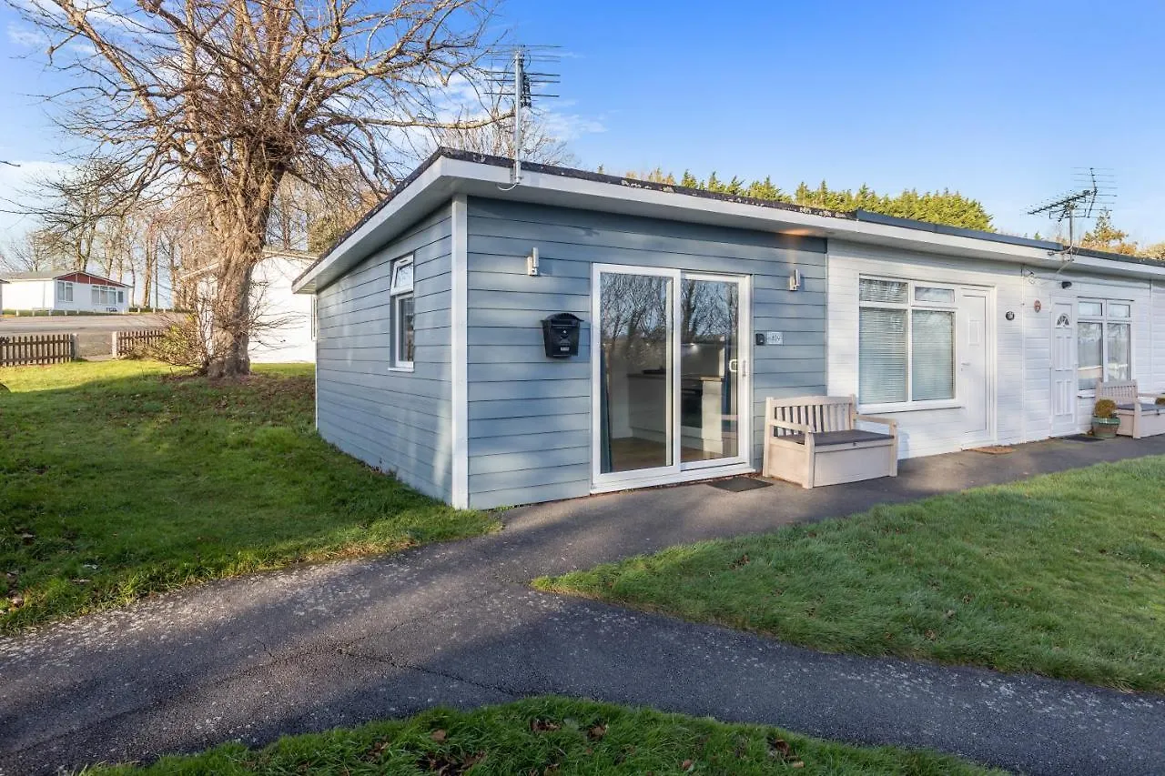 429 Norton Park * Dartmouth
