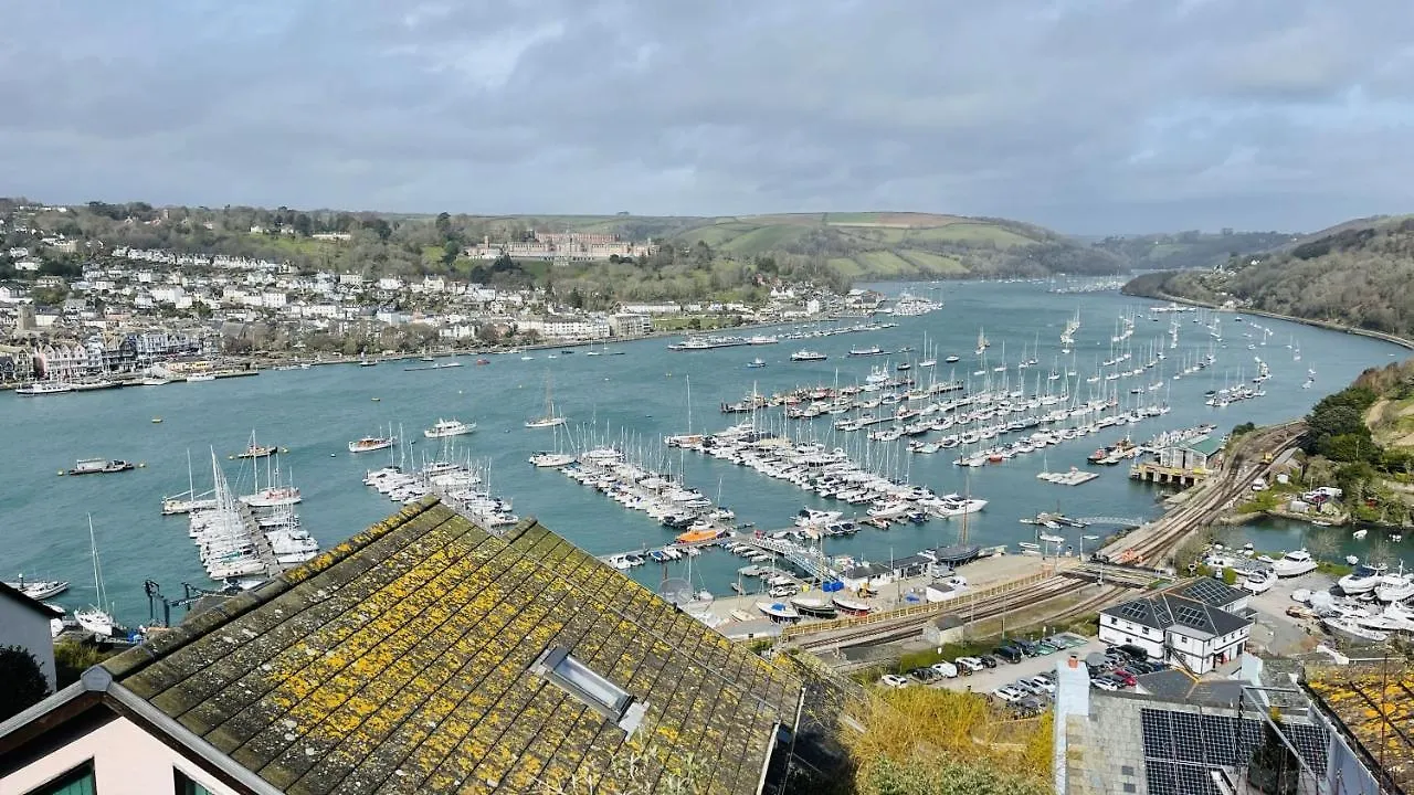 Holiday home Secret Garden Dartmouth