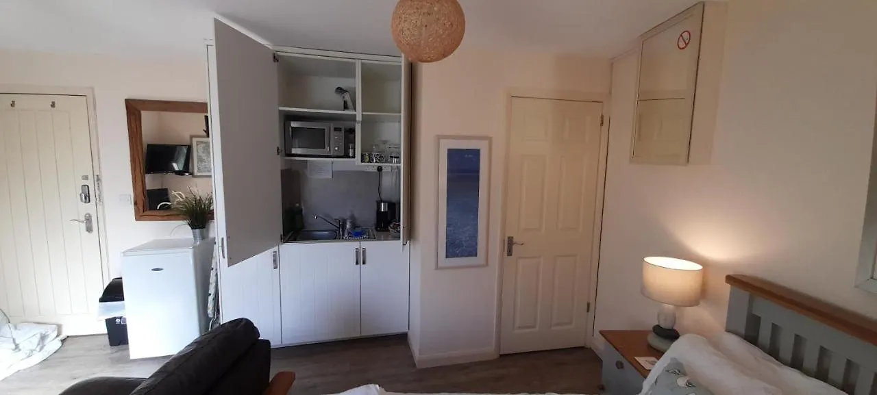 Farriers Apartment *