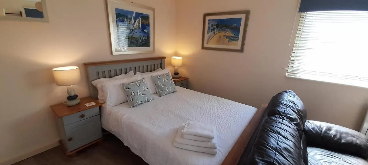 Farriers Apartment Dartmouth
