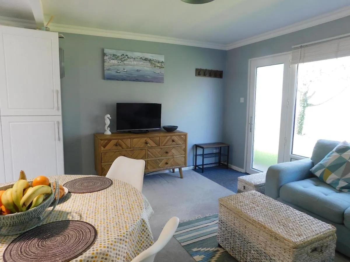 238 Norton Park, 2 Bed With Free Parking Chalet Dartmouth
