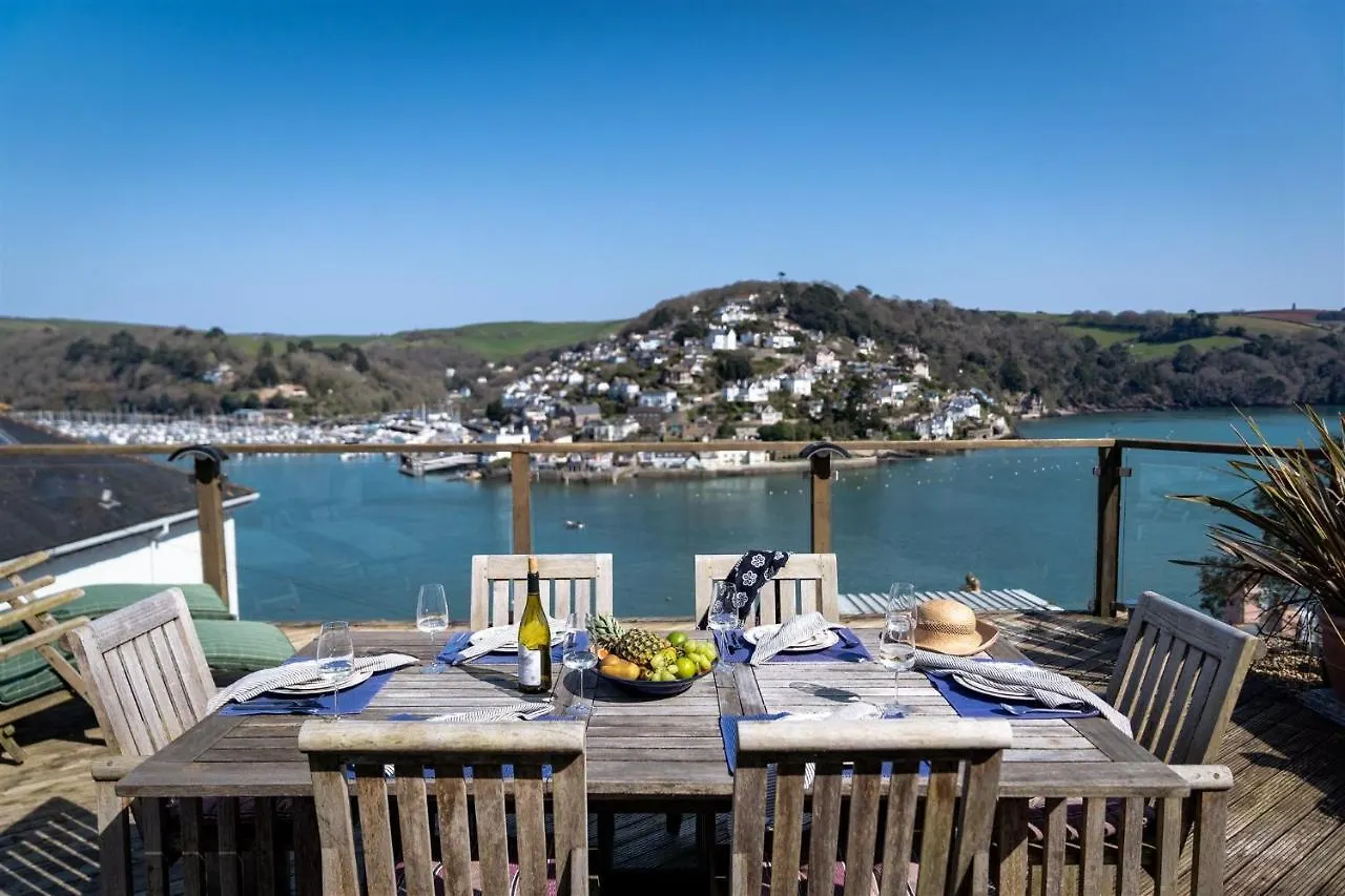 Holiday home Uphigh - Elevated Family With Stunning River Views Dartmouth